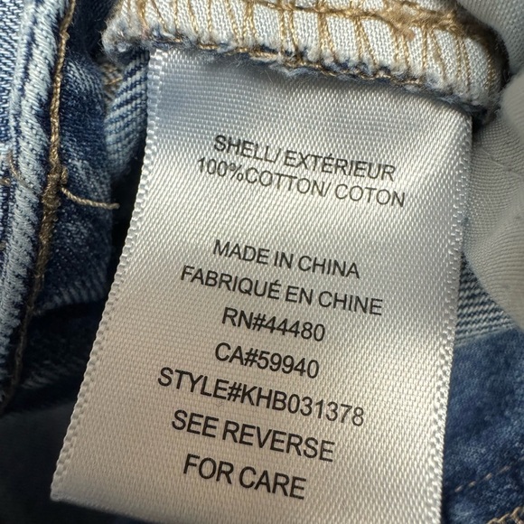 Women's super wide leg Distressed Blue Jeans - Picture 5 of 9